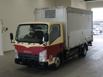 Isuzu Elf