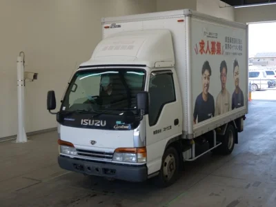 Isuzu Elf