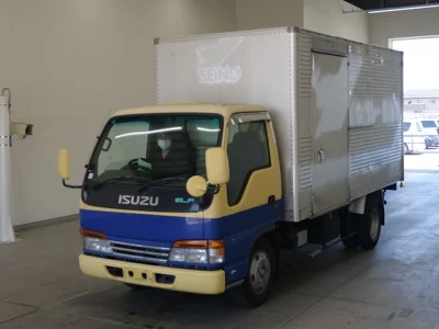 Isuzu Elf