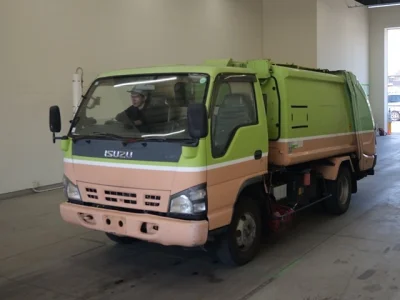 Isuzu Elf