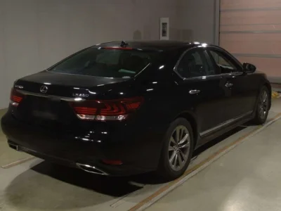 Lexus LS460L