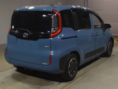 Toyota Sienta