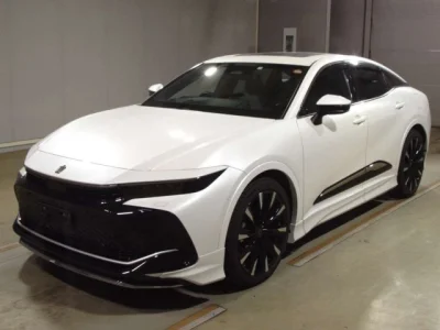 Toyota Crown Crossover