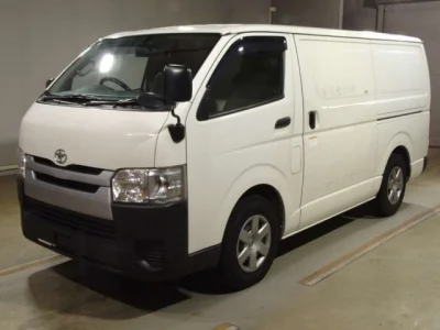 Toyota RegiusAce