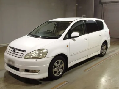 Toyota Ipsum