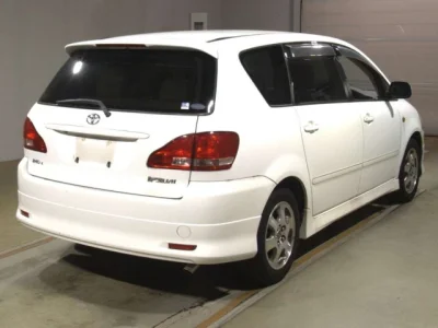 Toyota Ipsum