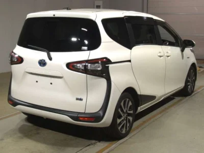 Toyota Sienta