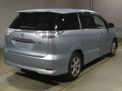 Toyota Estima Hybrid