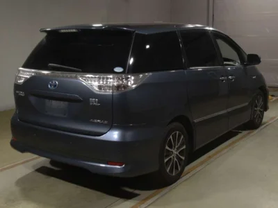 Toyota Estima Hybrid