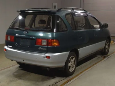 Toyota Ipsum
