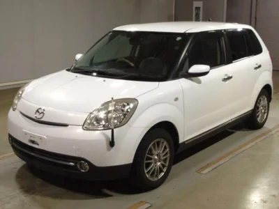 Mazda Verisa