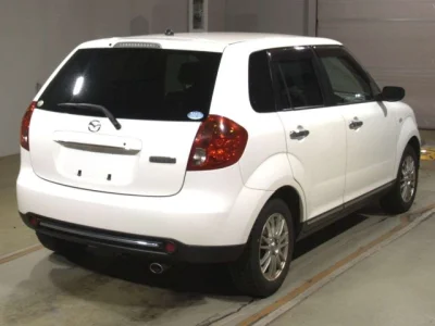 Mazda Verisa