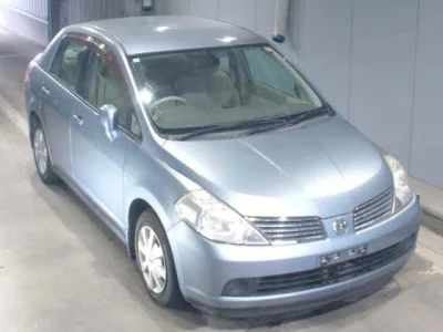 Nissan TIIDA LATIO
