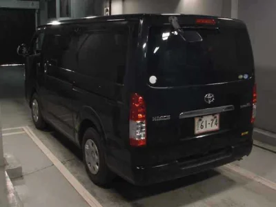 Toyota HiAce Van