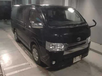 Toyota HiAce Van