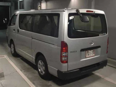 Toyota HiAce Van