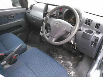 Toyota Pixis Van