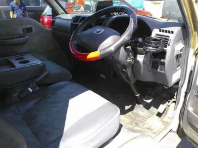 Mazda BONGO VAN