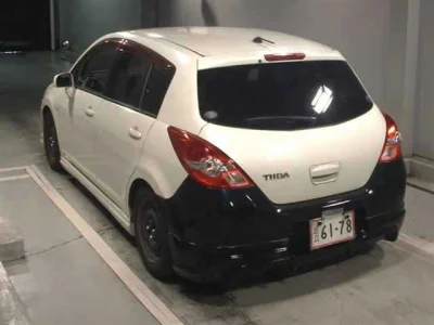 Nissan Tiida