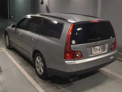 Nissan STAGEA