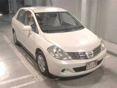 Nissan TIIDA LATIO