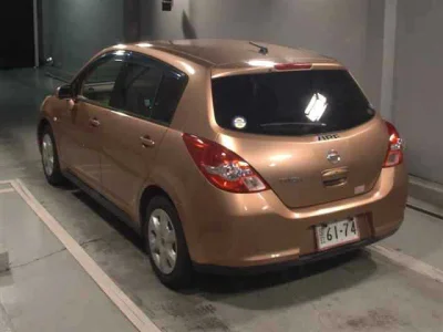 Nissan Tiida