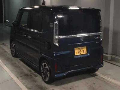 Suzuki Spacia