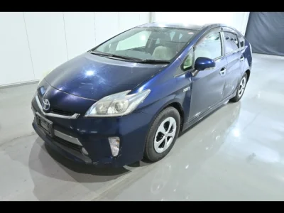 Toyota Prius PHV