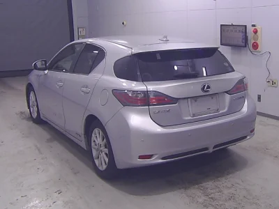Lexus CT200h
