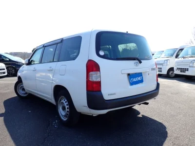 Toyota Succeed