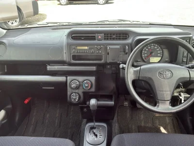 Toyota SUCCEED