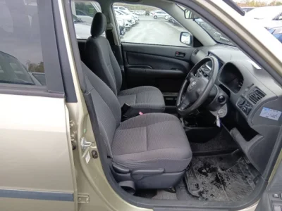 Toyota Succeed