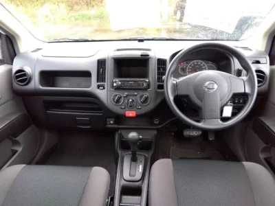 Nissan AD