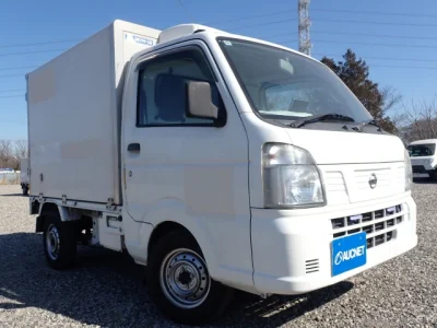 Nissan NT100 Clipper