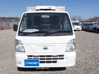 Nissan NT100 Clipper