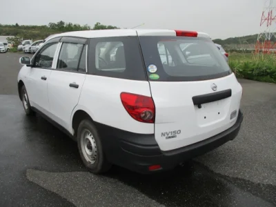 Nissan AD