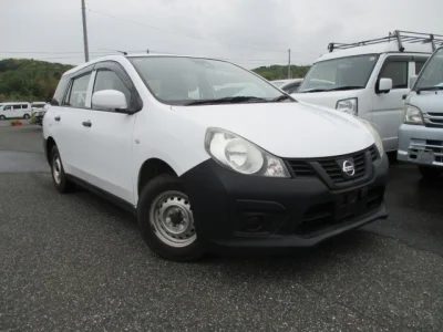 Nissan AD