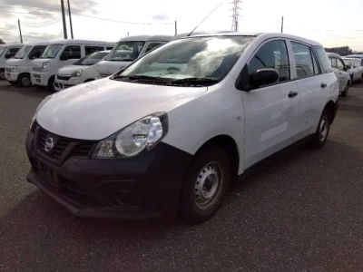 Nissan AD