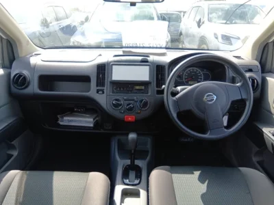 Nissan AD