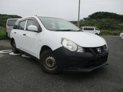 Nissan AD