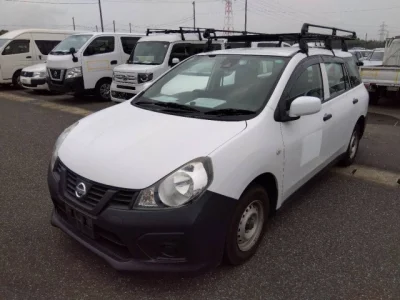 Nissan AD