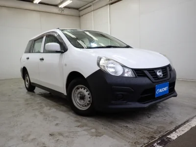 Nissan AD