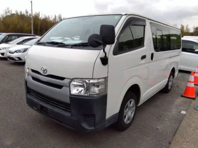 Toyota HiAce Van