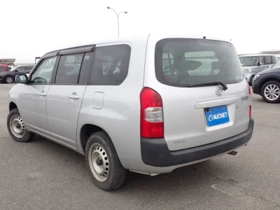 Toyota SUCCEED