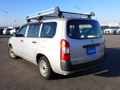 Toyota SUCCEED