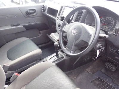 Nissan AD