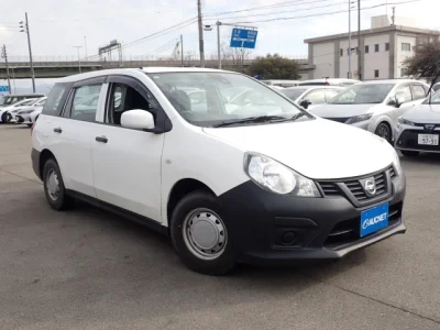 Nissan AD