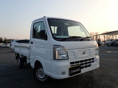 Nissan NT100 Clipper