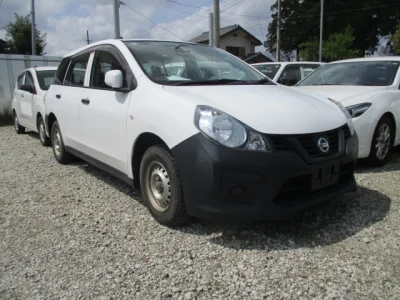 Nissan AD