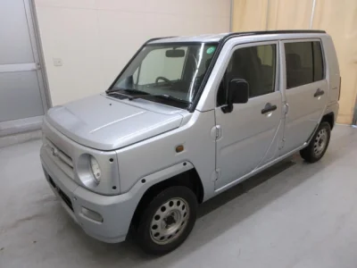 Daihatsu Naked